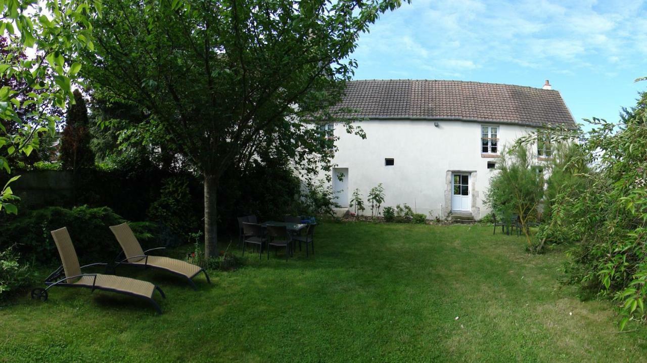Le Clos Tilia Bed & Breakfast Cléry-Saint-André Eksteriør bilde