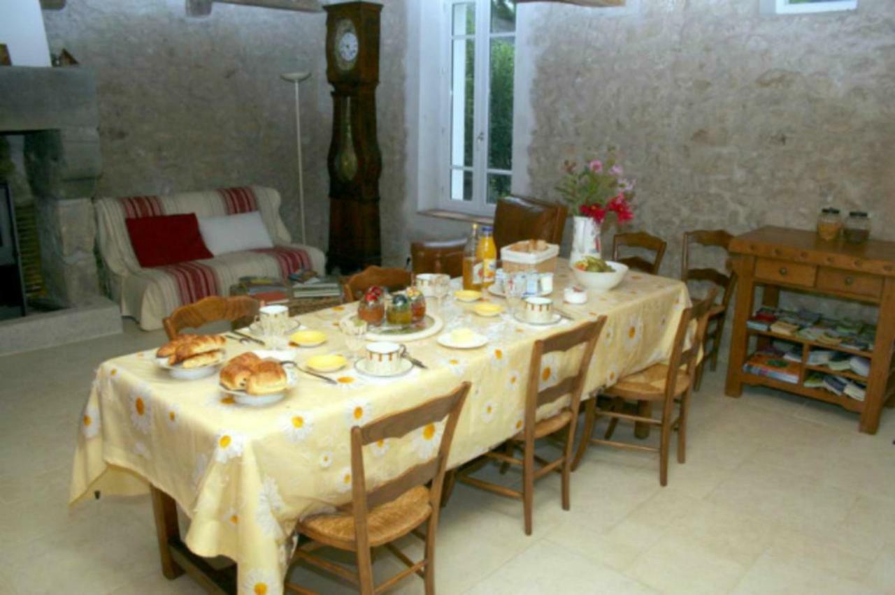 Le Clos Tilia Bed & Breakfast Cléry-Saint-André Eksteriør bilde