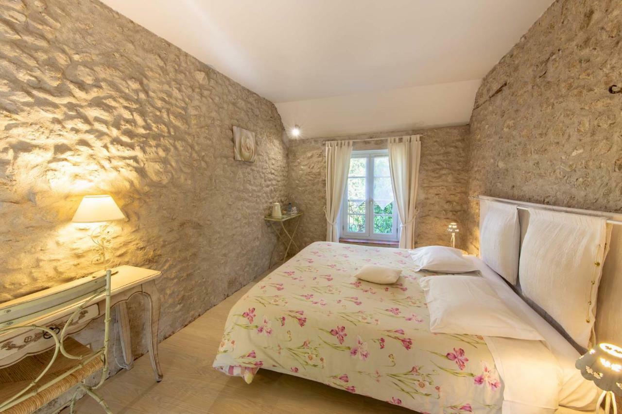 Le Clos Tilia Bed & Breakfast Cléry-Saint-André Eksteriør bilde